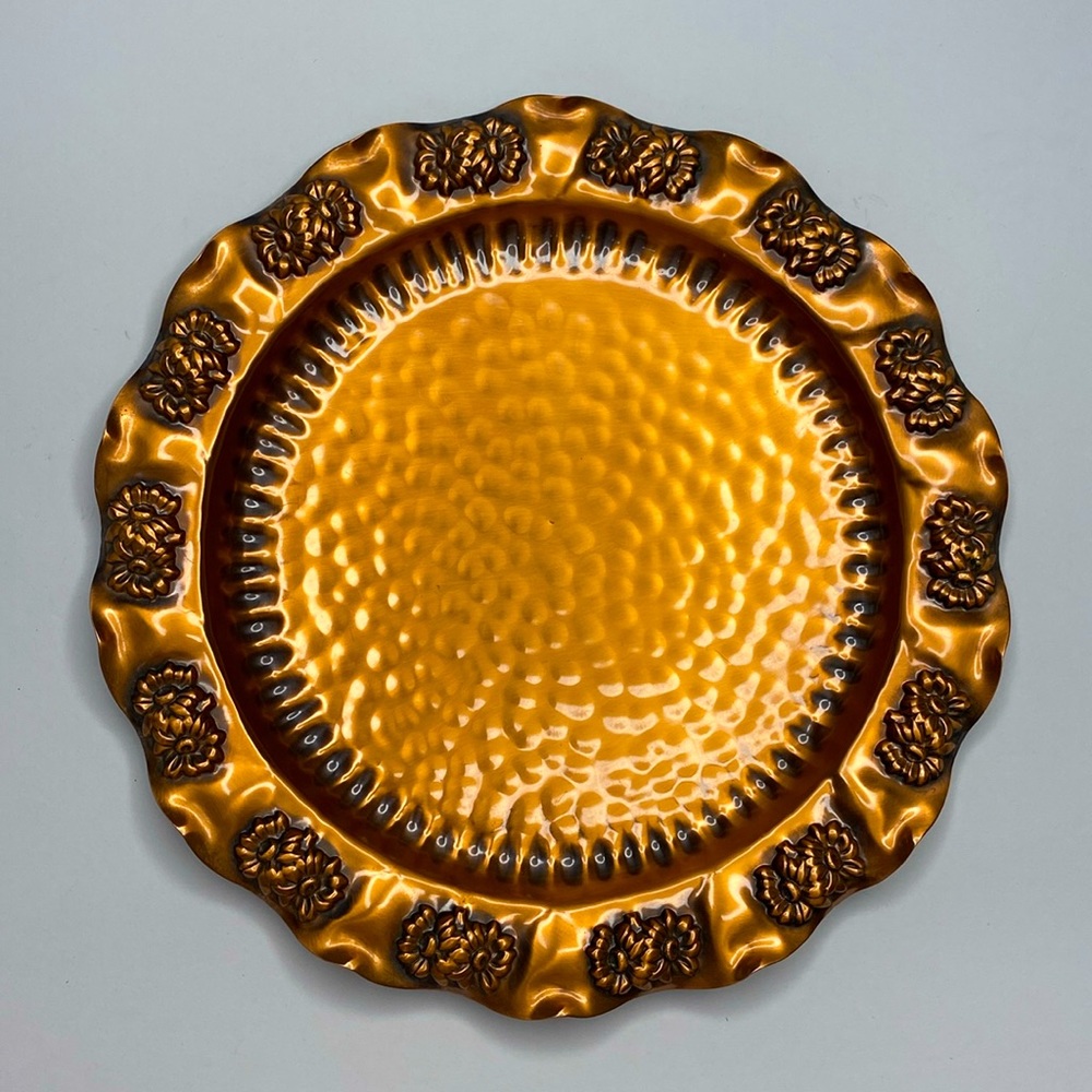 Vintage copper hanging plate Grannycore